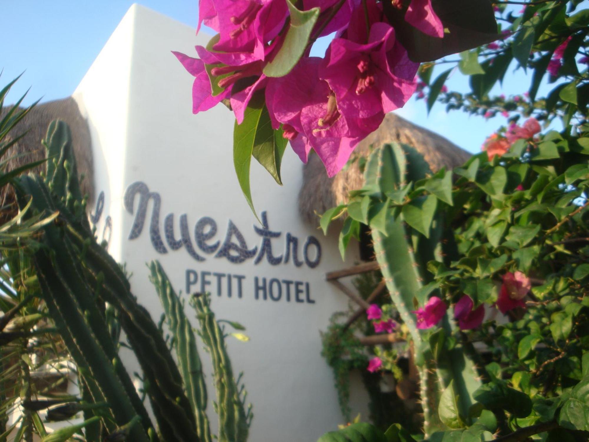 Lo Nuestro Petit Hotel Тулум Екстер'єр фото